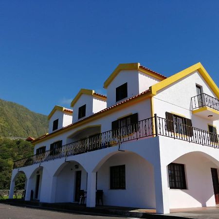 Casa Da Sogra - Apartamento 2 Faja Grande 外观 照片