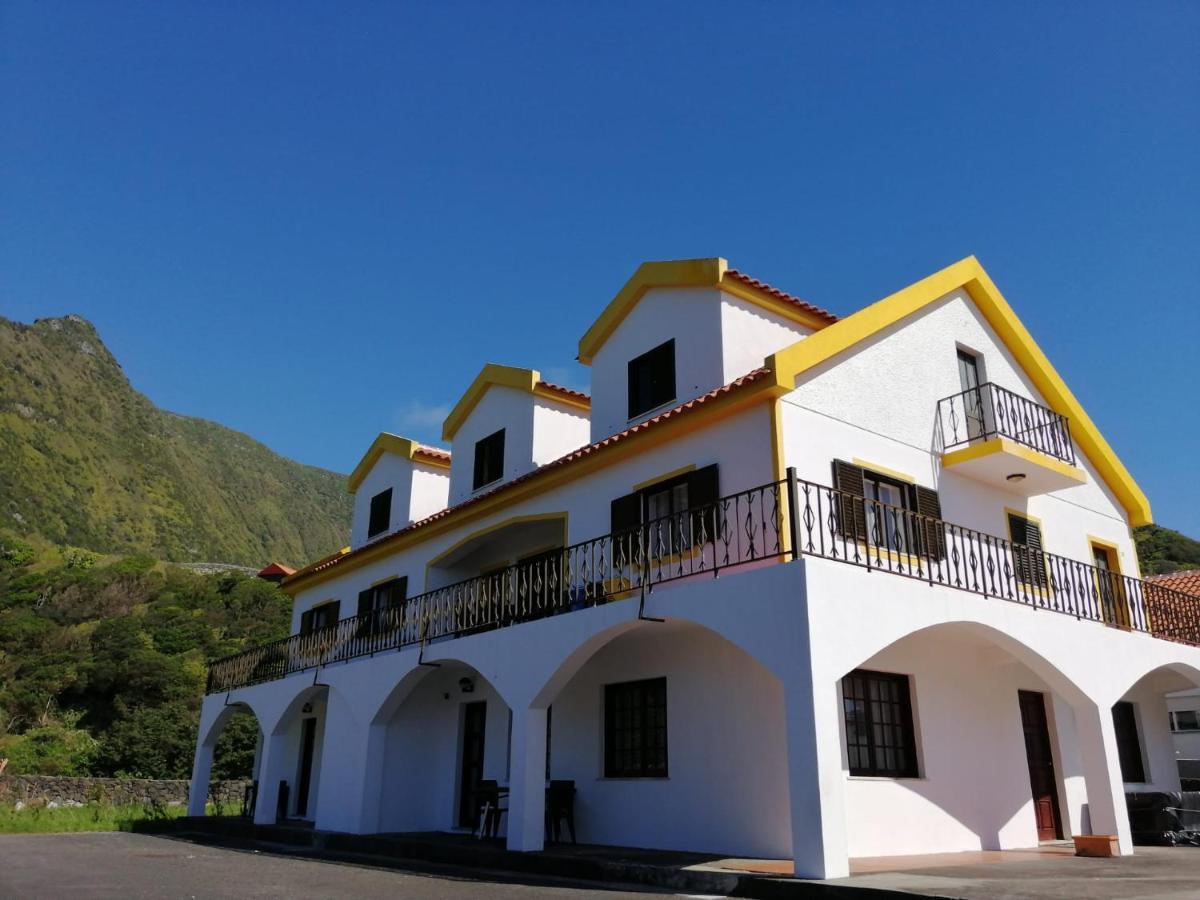Casa Da Sogra - Apartamento 2 Faja Grande 外观 照片